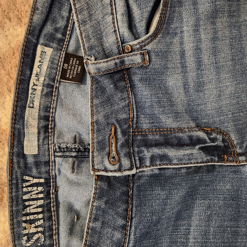 Jean - Picture 3 of 3